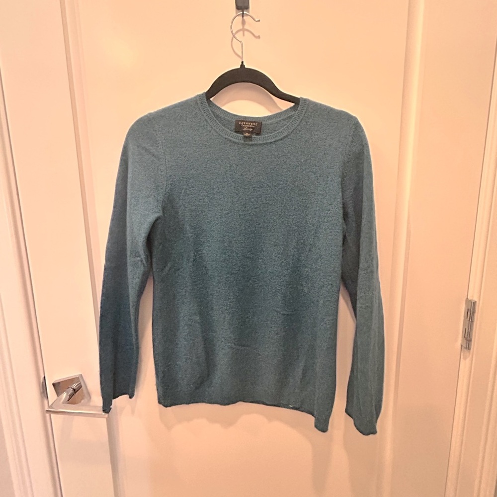 100% cashmere sweater